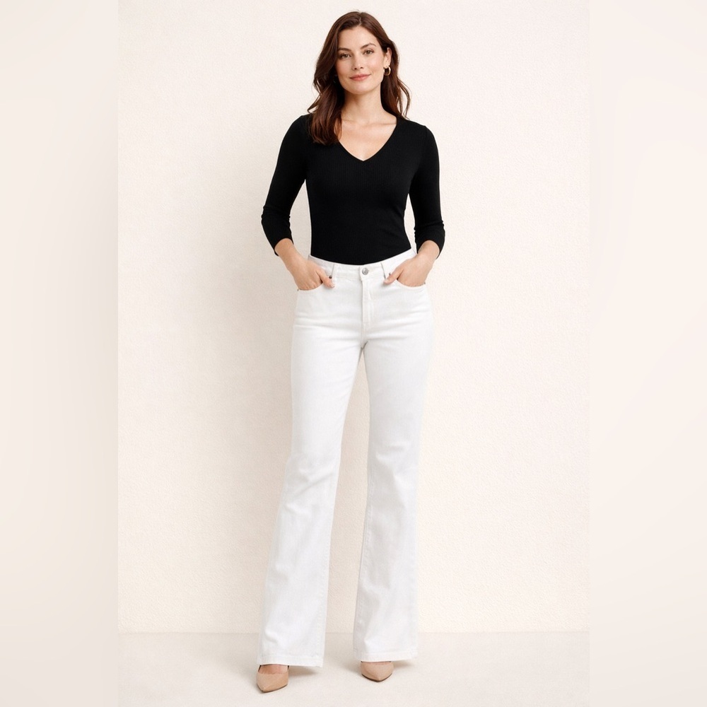 🤍 White House Black Market Blanc Boot Leg White Jeans – Size 8R